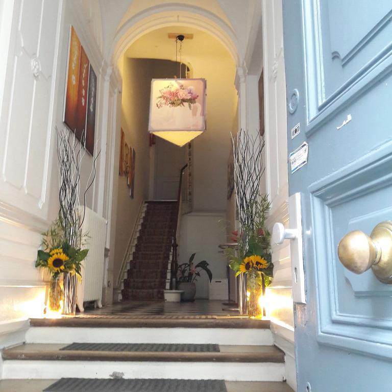 Guesthouse Marie Therese Bryssel Exteriör bild