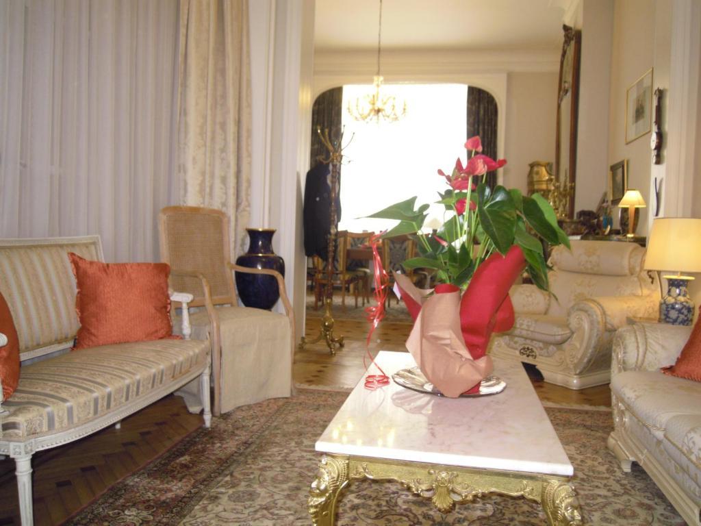 Guesthouse Marie Therese Bryssel Exteriör bild