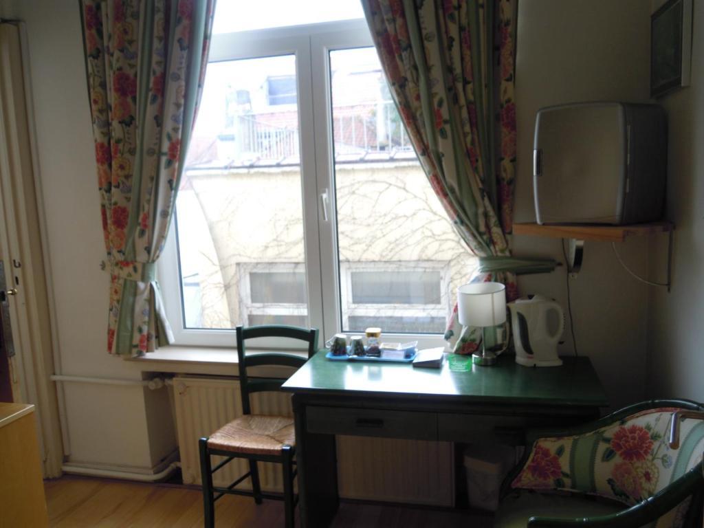 Guesthouse Marie Therese Bryssel Exteriör bild
